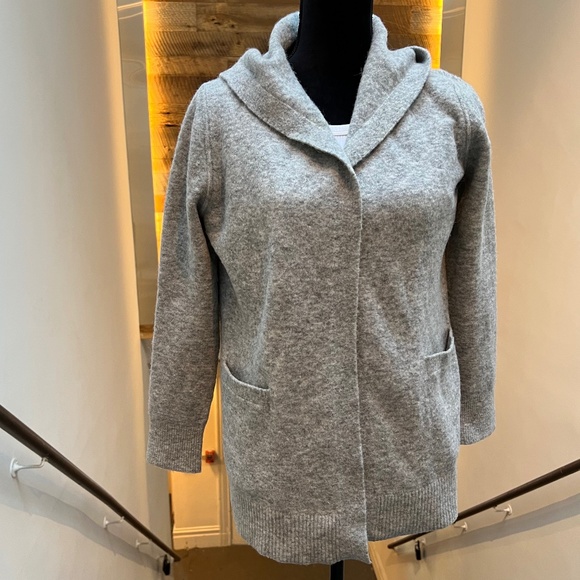 🌸 Banana Republic Gray Wool Hooded Open Front Cardigan Sweater  Women’s - Picture 1 of 6